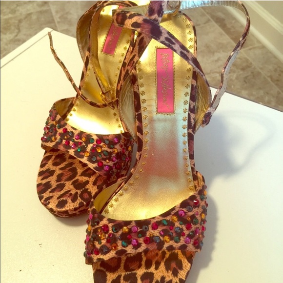 Leopard Print Heels - Picture 7 of 8